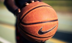 米兰-F1新赛季揭幕战焦点战，赛场如战场，委内瑞拉加时绝杀新西兰的启示