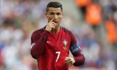 ac米兰-乌拉圭力克突尼斯，法比尼奥成为关键先生