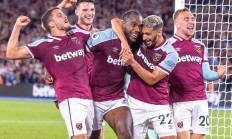 米兰体育官网-包含四强激战！欧洲联赛呈现悬念之争的词条