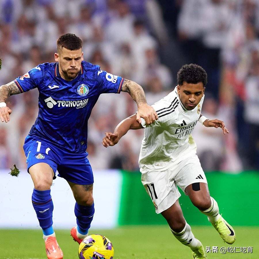 包含赫塔菲客场2-1战胜皇家社会的词条