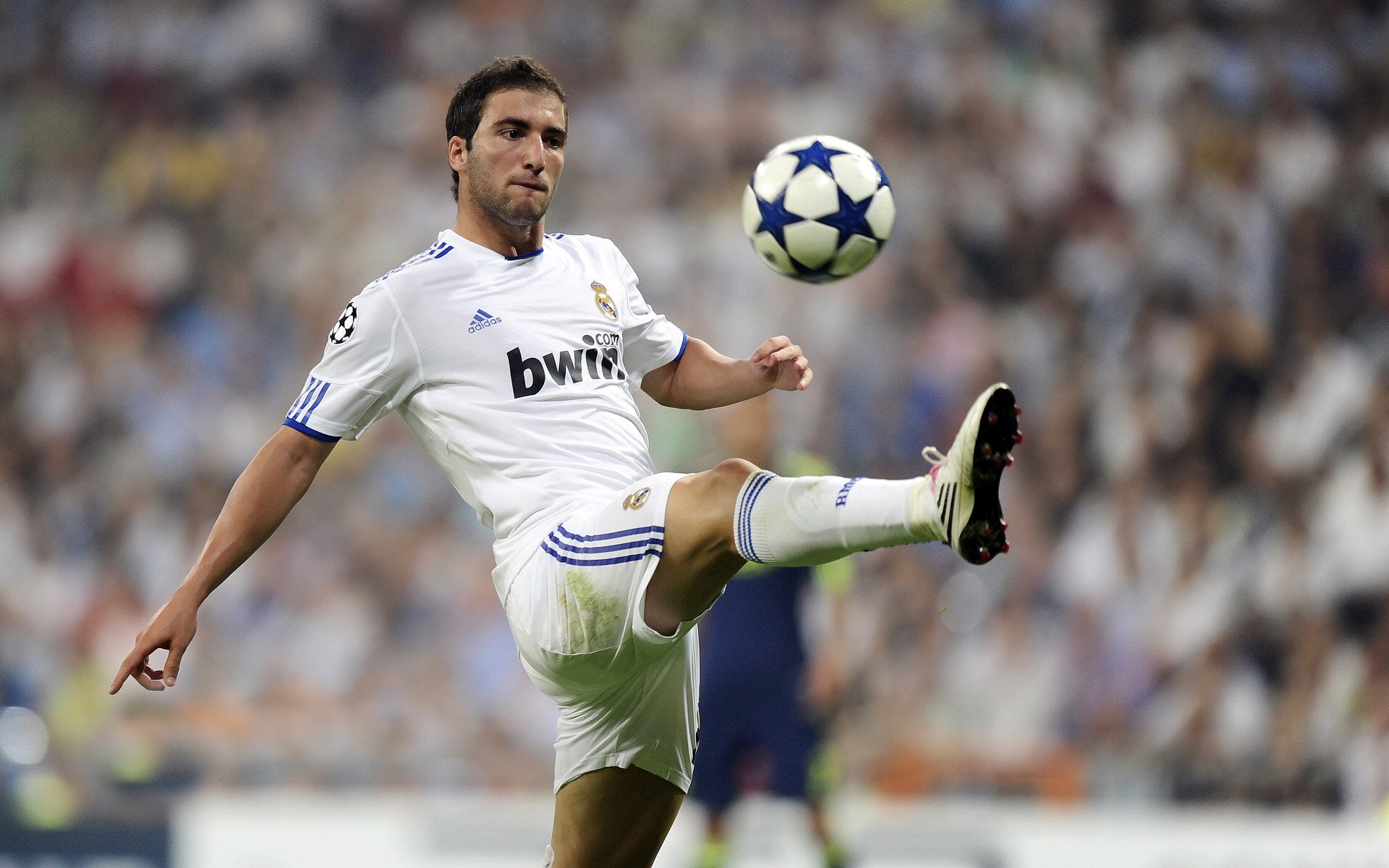 萨卡爆发引领战术革命，国际米兰一波流带走切尔西的启示